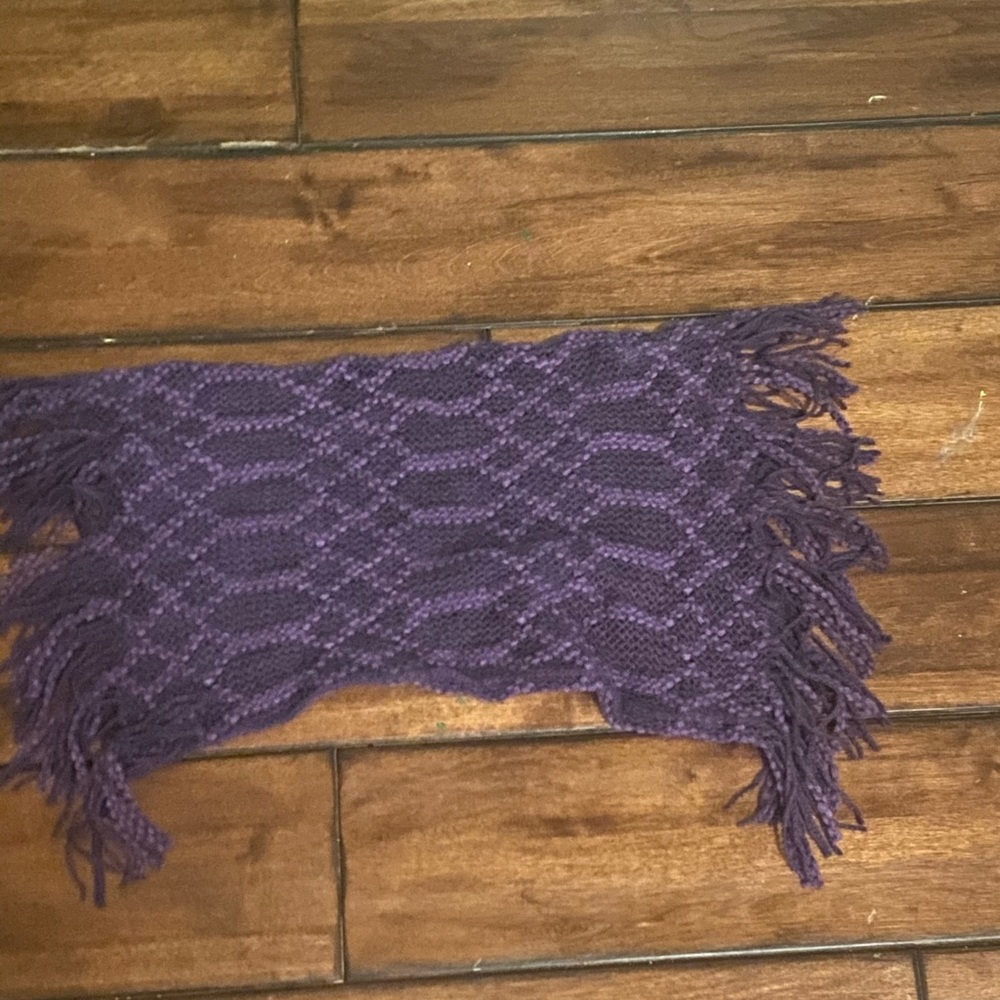 Knit Infinity Scarf - Picture 2 of 4